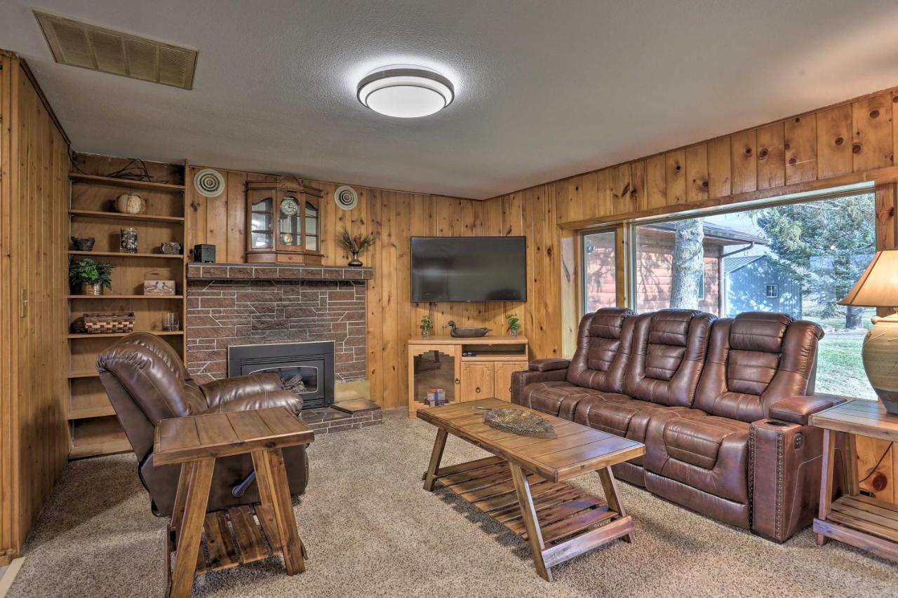 Rustic Spearfish Cabin On 12-Acre Trout Farm Exterior foto