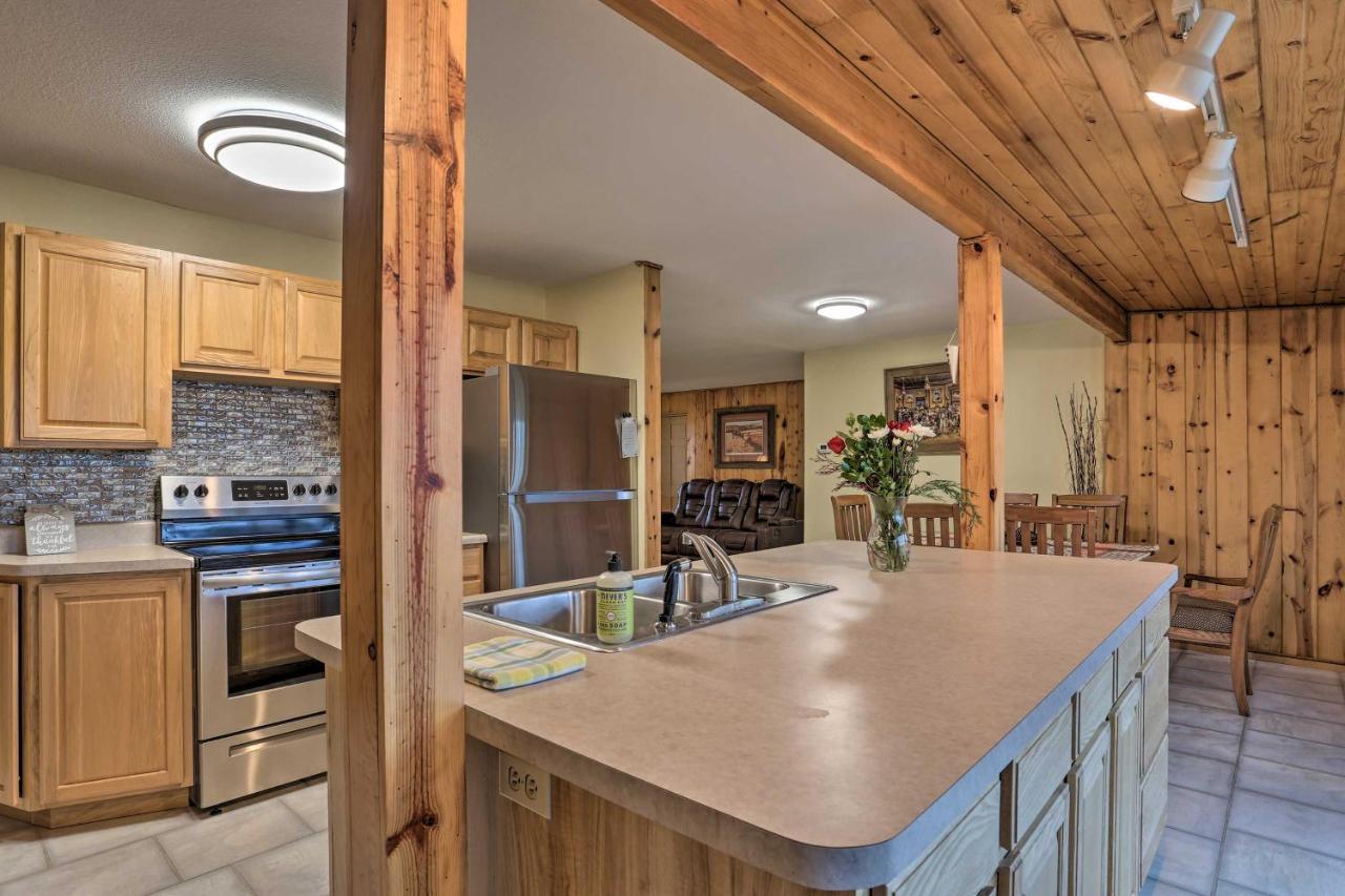 Rustic Spearfish Cabin On 12-Acre Trout Farm Exterior foto